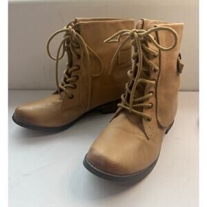 MIA Women's Sand Tan Leather Mid Calf Lace Up Low Heel Boots Made in India 7.5M